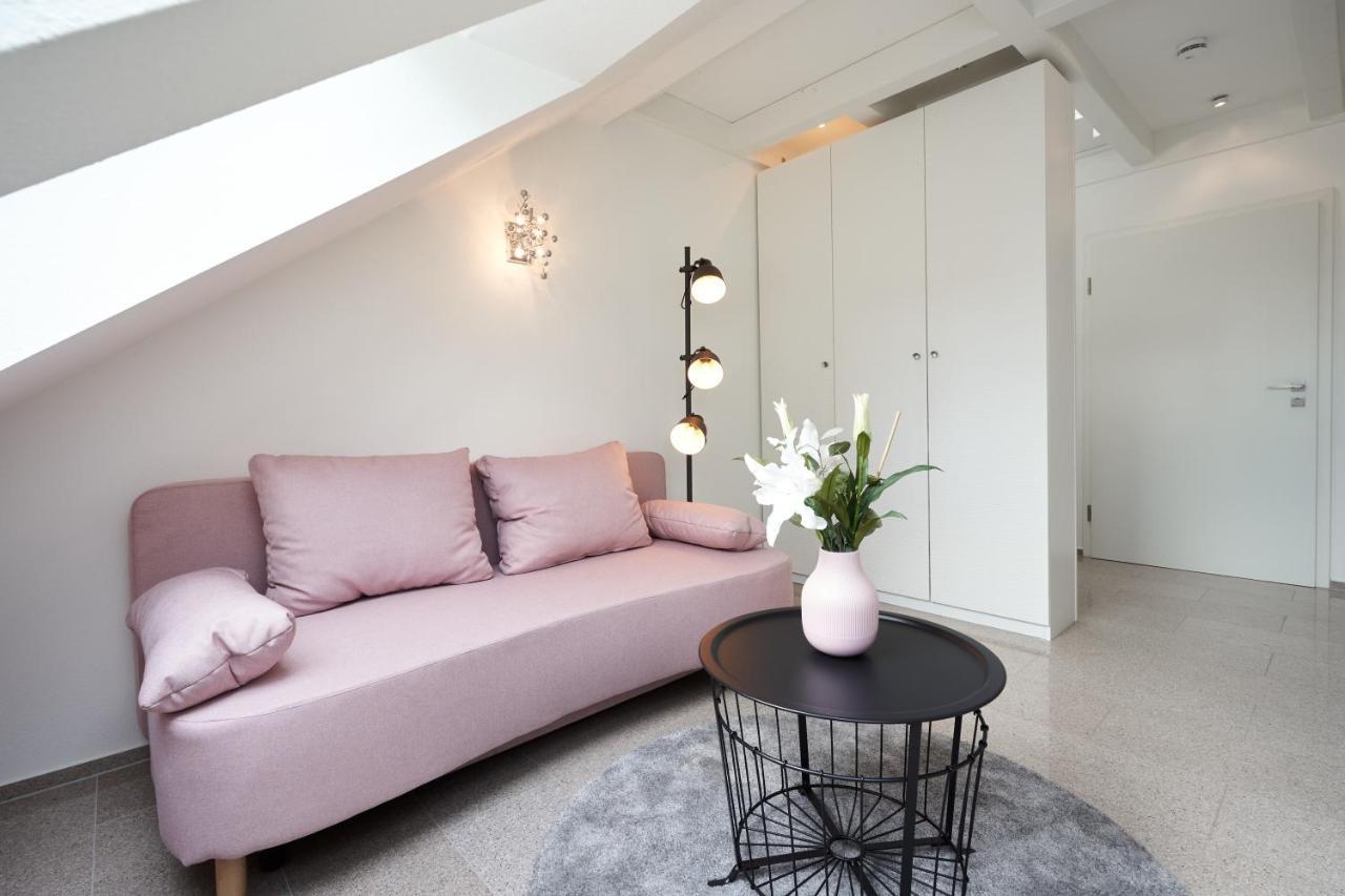 Wohnen Auf Zeit - Innenstadt-Appartements Friburgo de Brisgovia Habitación foto