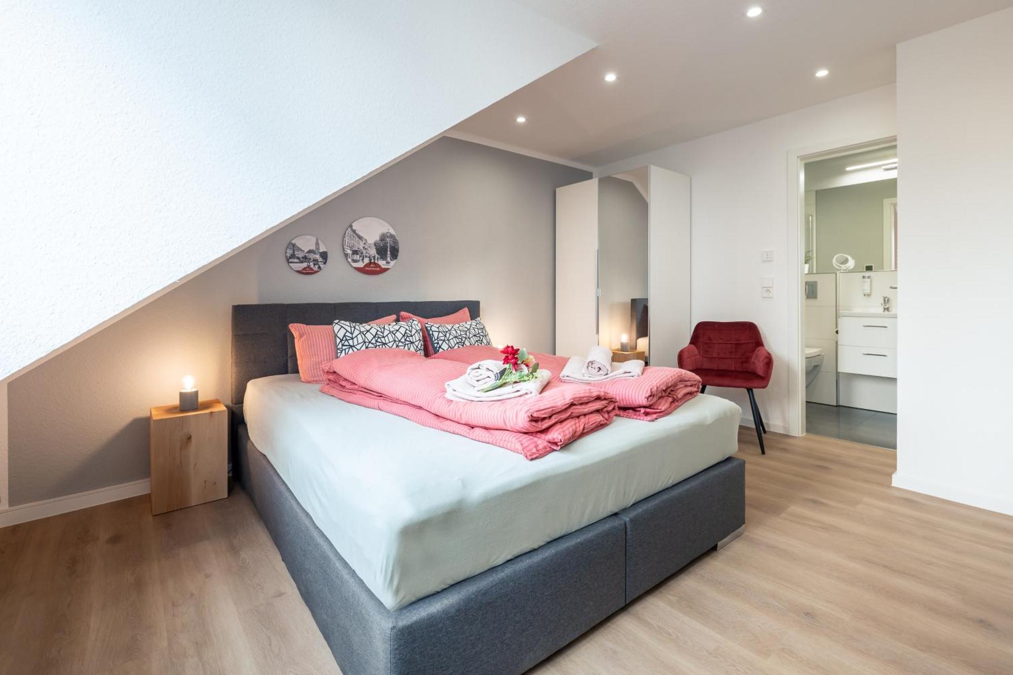 Wohnen Auf Zeit - Innenstadt-Appartements Friburgo de Brisgovia Habitación foto