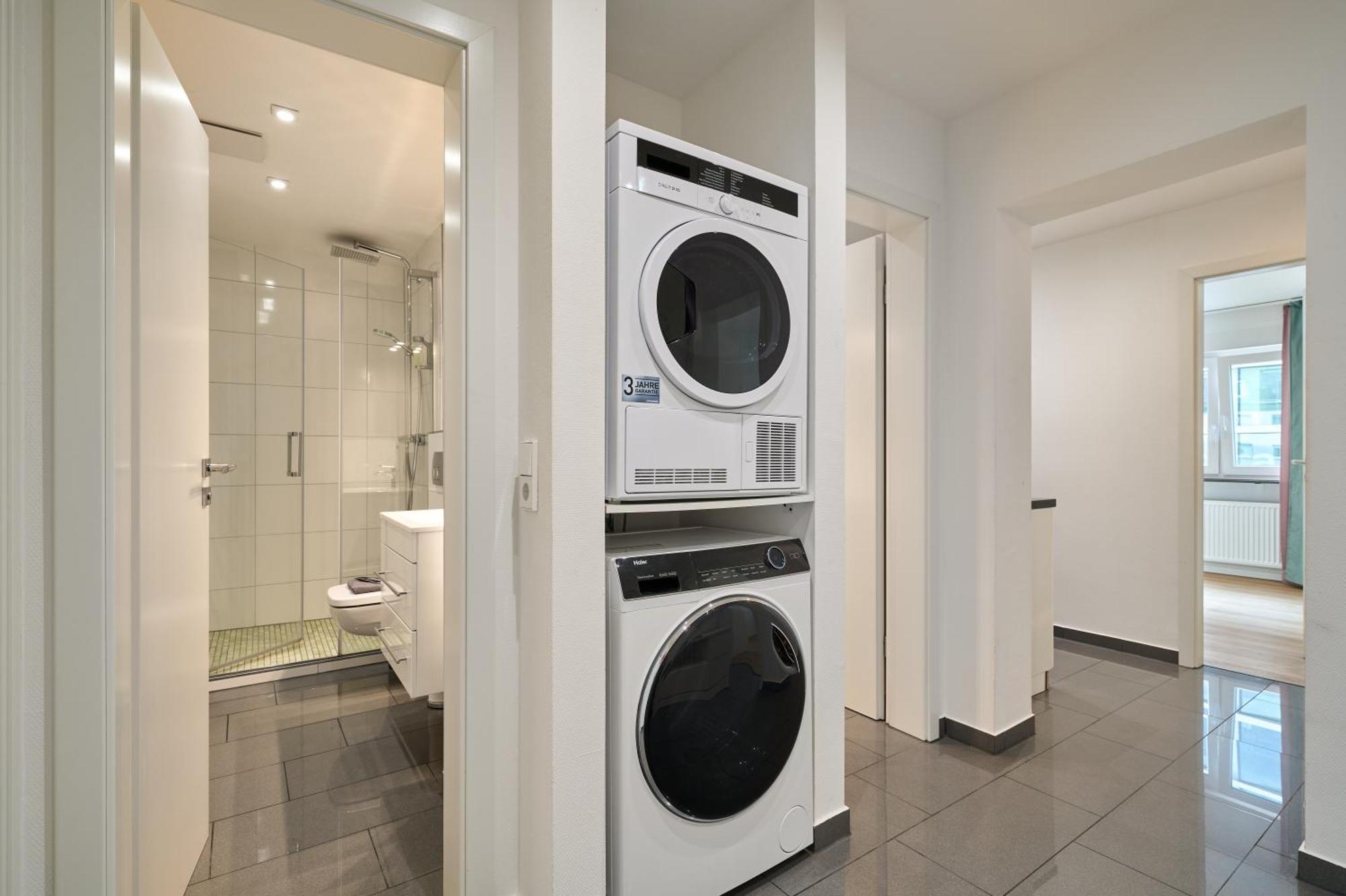 Wohnen Auf Zeit - Innenstadt-Appartements Friburgo de Brisgovia Habitación foto